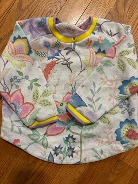 Oilily Cream Floral Print sweatshirt with Multicolor Blooms